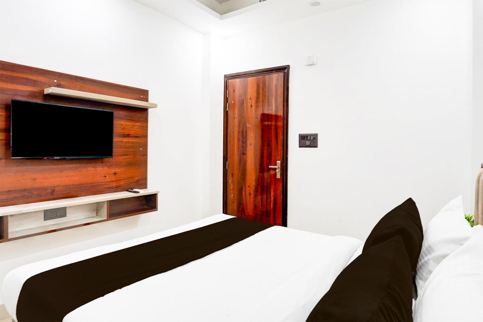 Super Collection O 63 A Noida Hotel Exterior photo